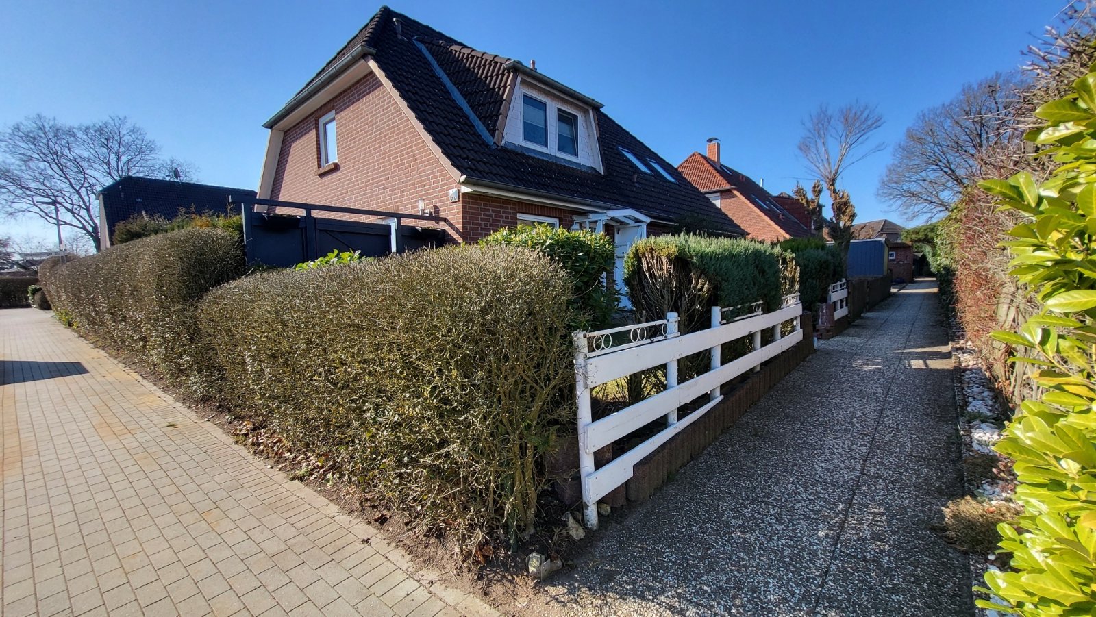 Moderne Doppelhaushälfte in ruhiger Lage von Kaltenkirchen Moderne Doppelhaushälfte in ruhiger Lage von Kaltenkirchen